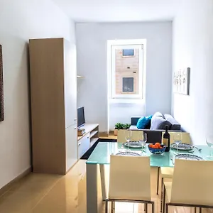 Appartamento Stylish St.julians 2 Bedroom For Rent In The Centre With Terrace, San Giuliano
